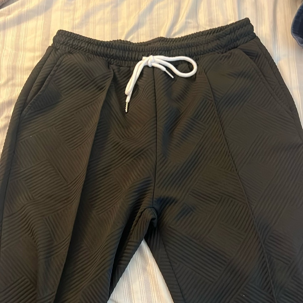 Pattern black sweats